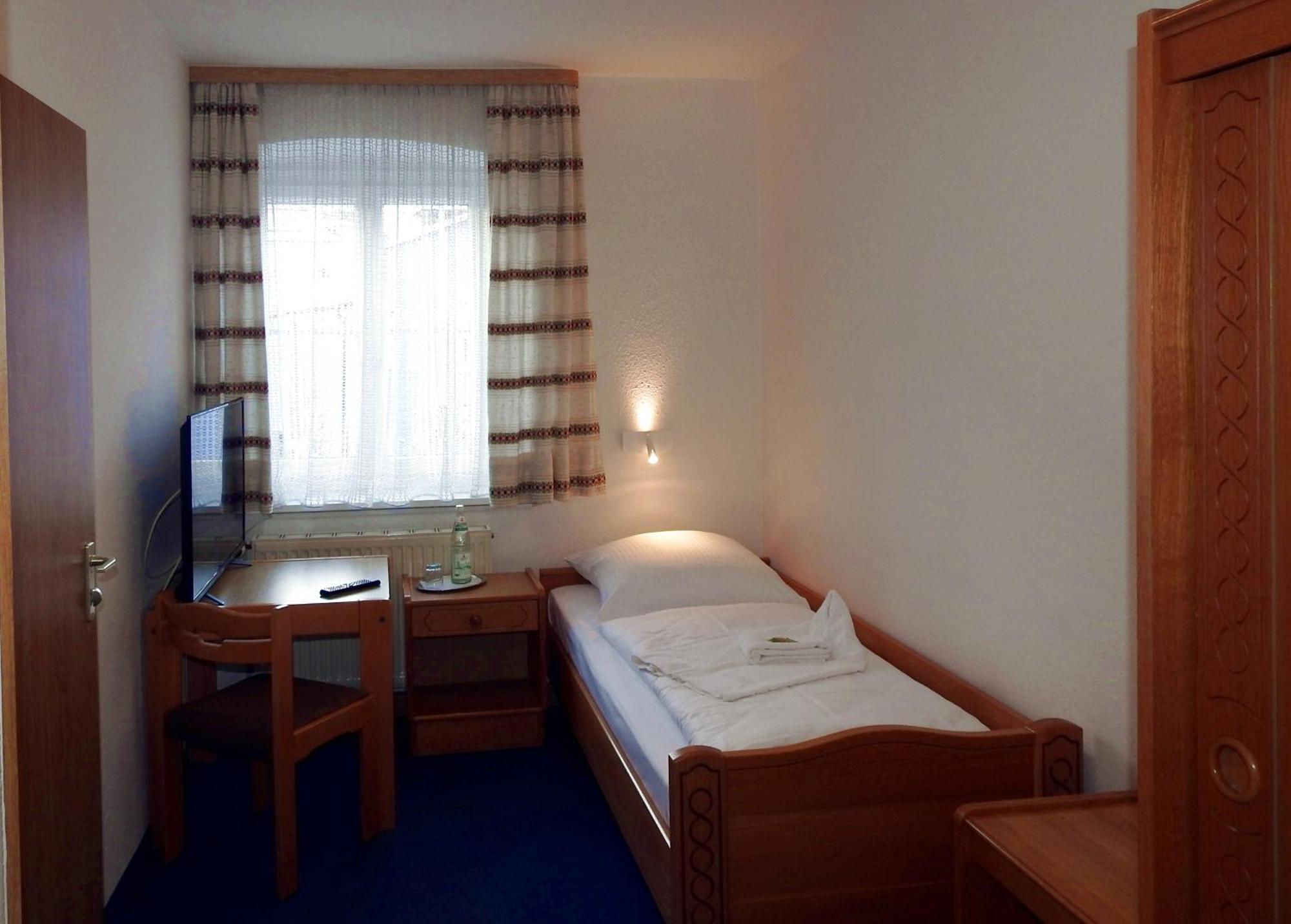 Hotel Hasen Kaufbeuren Allgaeu Quarto foto