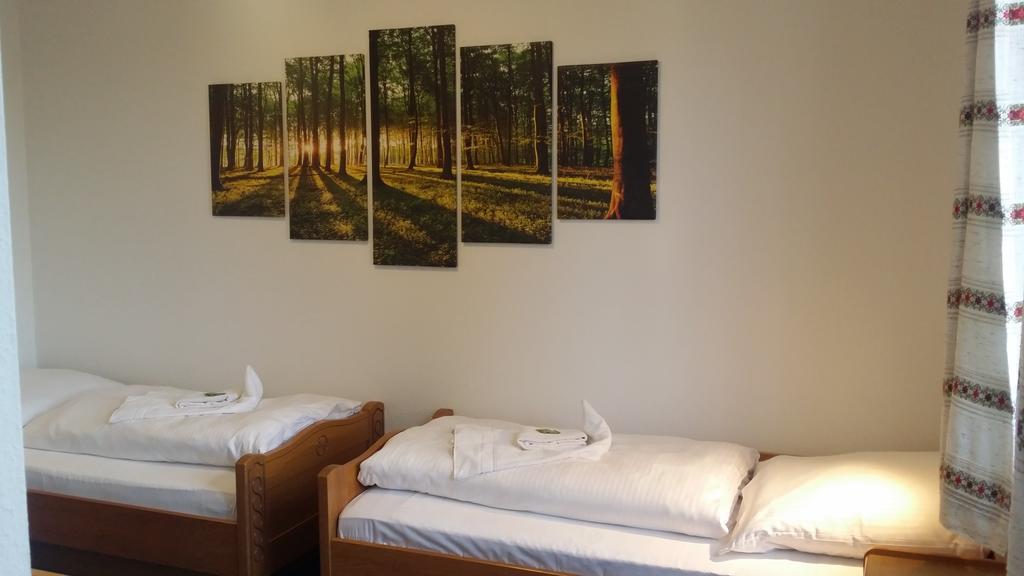 Hotel Hasen Kaufbeuren Allgaeu Quarto foto