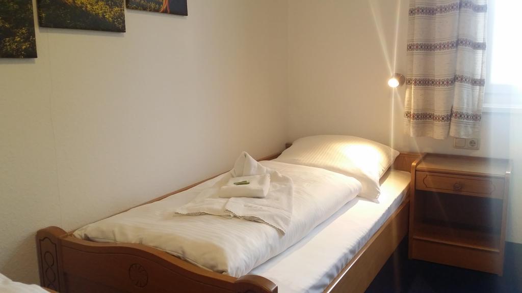 Hotel Hasen Kaufbeuren Allgaeu Quarto foto